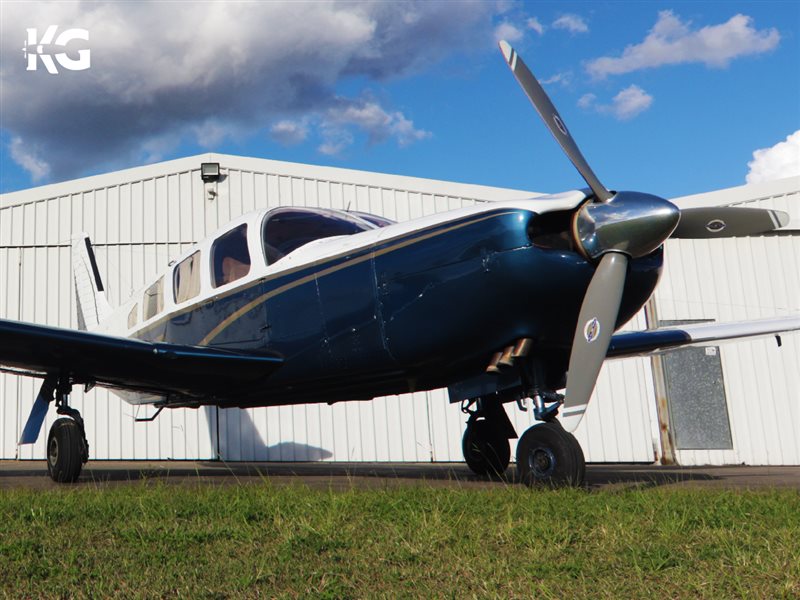 1982 Piper Saratoga 32 Aircraft