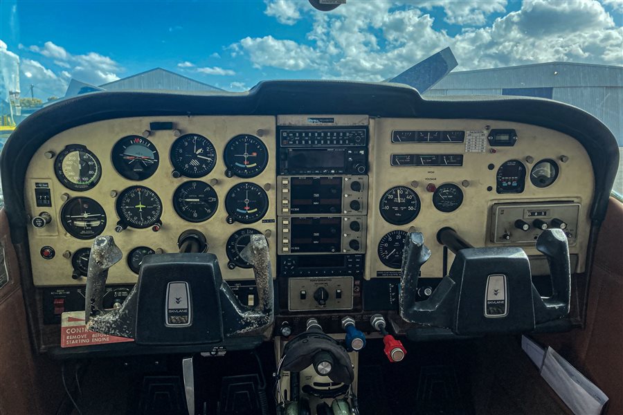 1974 Cessna 182p Aircraft