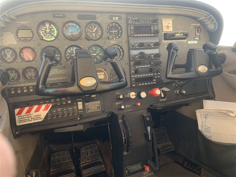 2000 Cessna 172 S