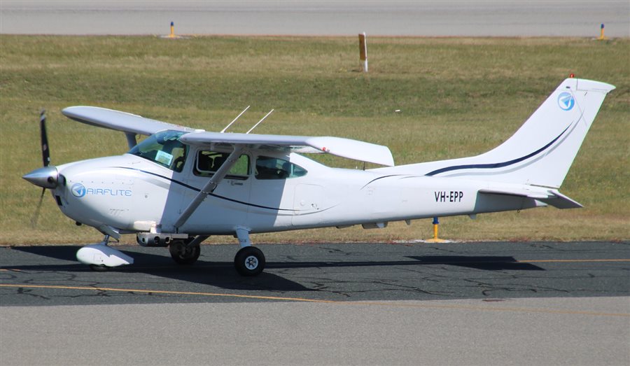 1986 Cessna 182 Skylane Aircraft