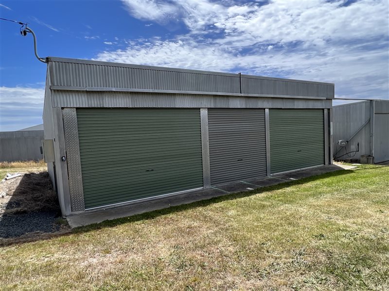 Hangars - Hangar at Georgetown Airport Tasmania