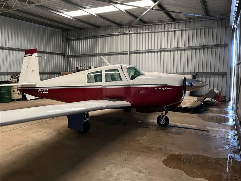 1974 Mooney M20C Aircraft