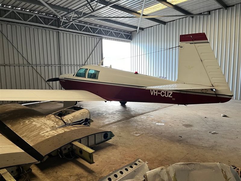 1974 Mooney M20C Aircraft