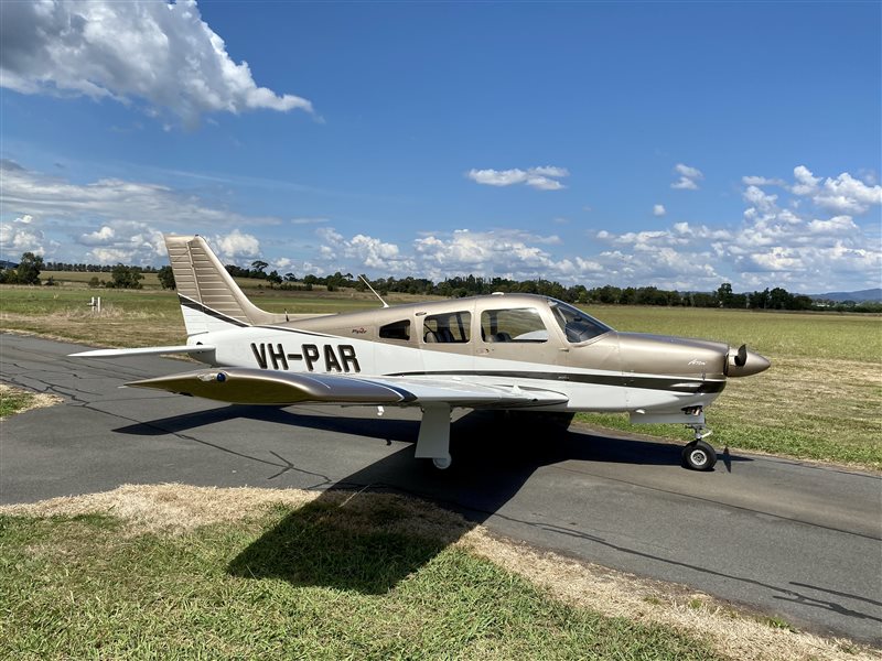 2010 Piper Arrow 201 Aircraft