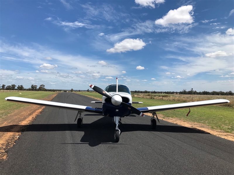 1968 Piper Arrow 180 Aircraft