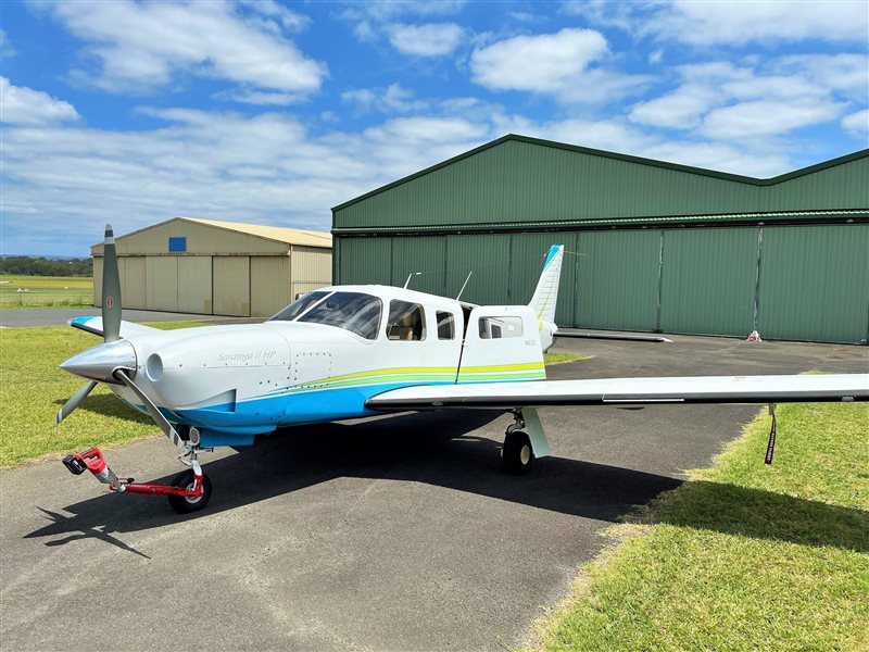 2000 Piper Saratoga II HP Aircraft