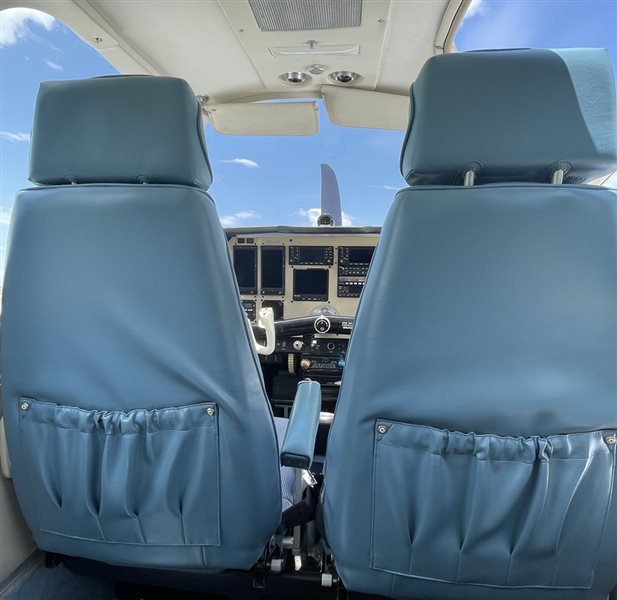 1988 Beechcraft Bonanza F33 Aircraft