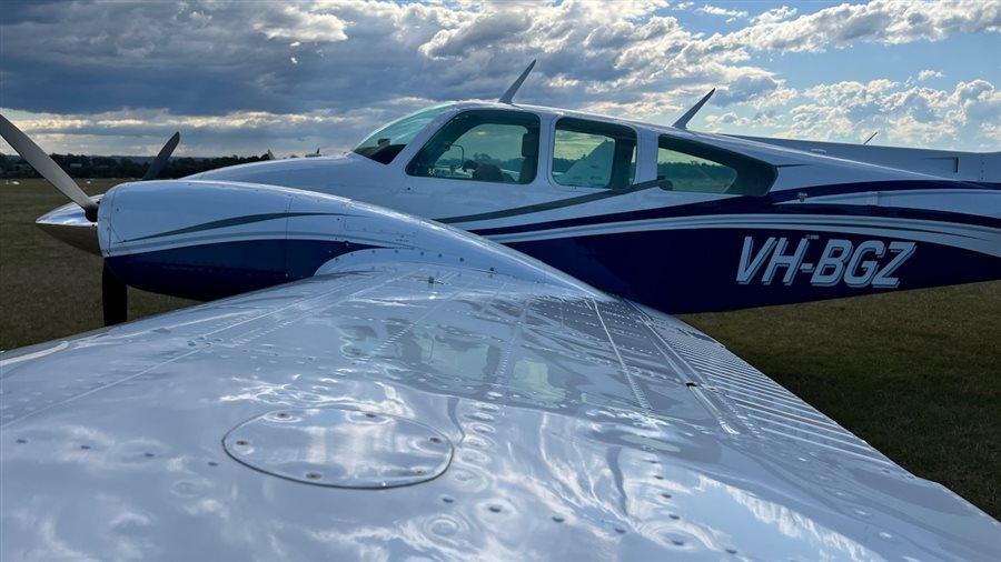 1977 Beechcraft Baron 55 B Aircraft