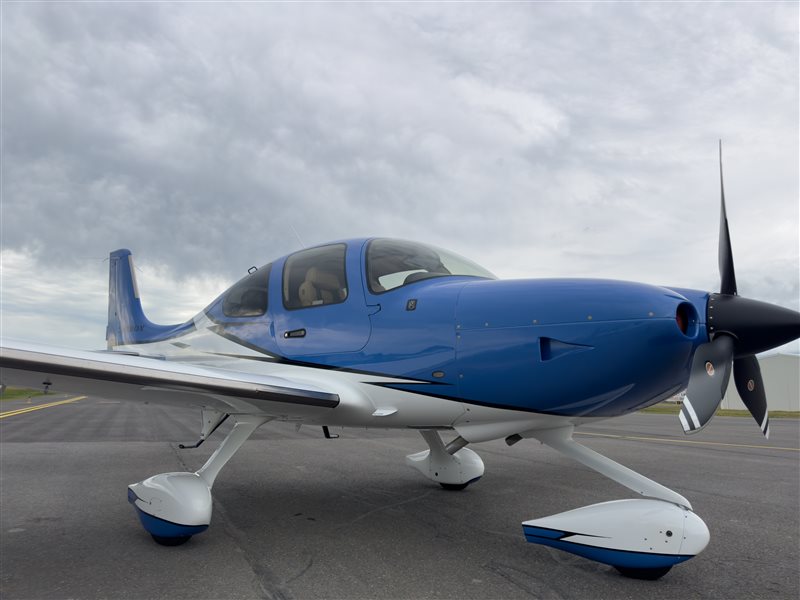 2022 Cirrus SR22 G6 GTS Premium