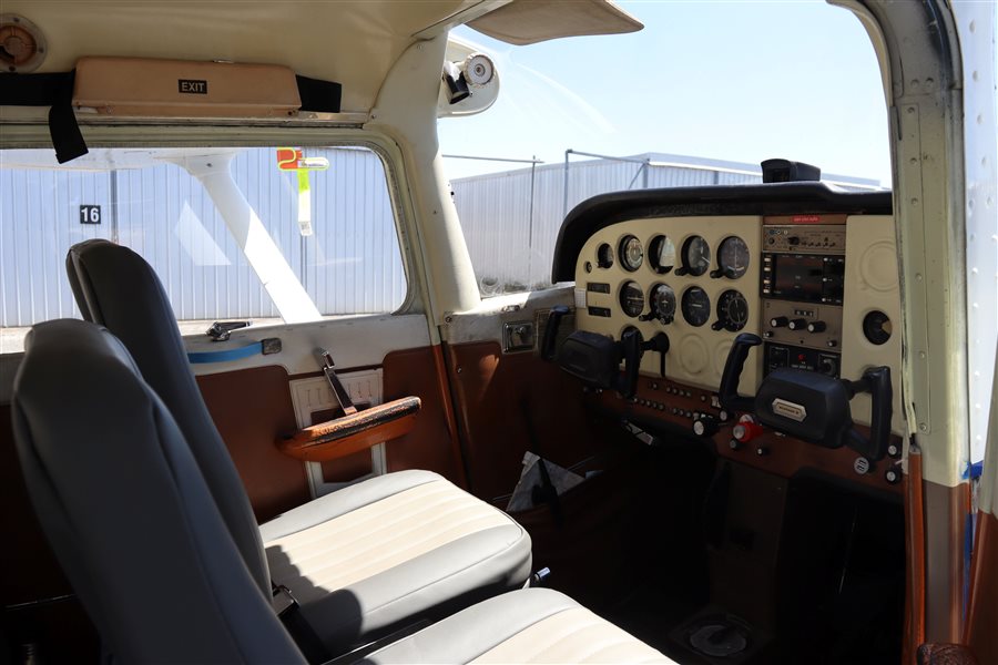 1976 Cessna 172M Aircraft