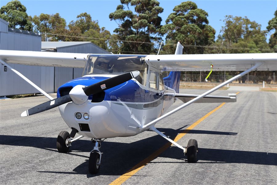 1976 Cessna 172M Aircraft