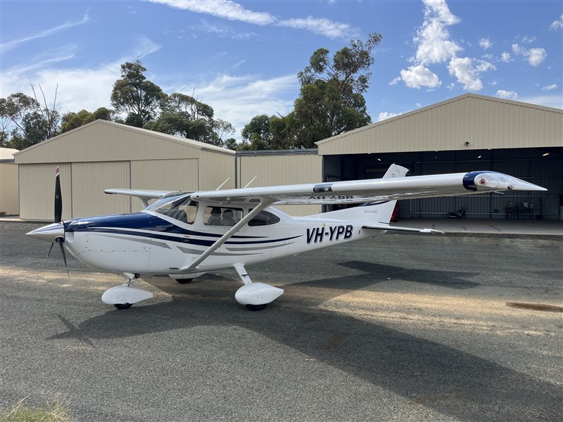 2005 Cessna 182 Skylane Aircraft