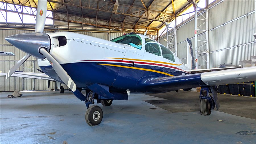 1982 Mooney M20 K Aircraft