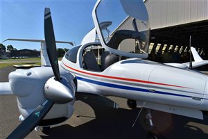 2014 Diamond DA42 V1