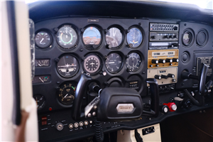 1977 Cessna 172N Aircraft