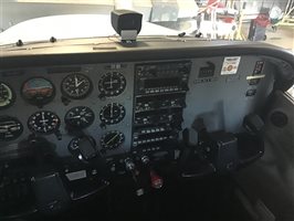 2000 Cessna 172 Aircraft