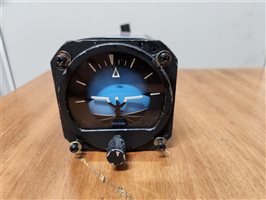 Avionics  - Cessna Indicator, Gyro, Horizon