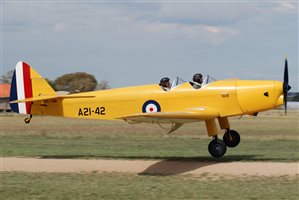 1939 De Havilland DH-94 Moth Minor Aircraft