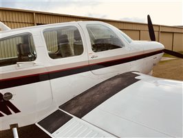 1991 Beechcraft Bonanza F33 Aircraft