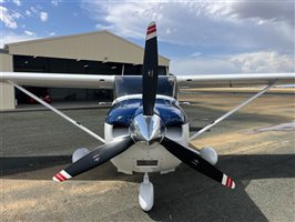 2005 Cessna 182 Skylane Aircraft